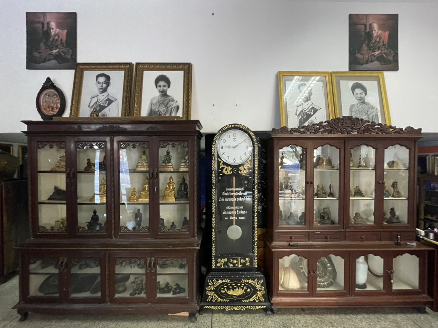 รับซื้อของโบราณ รับซื้อของสะสม รับเช่าพระ